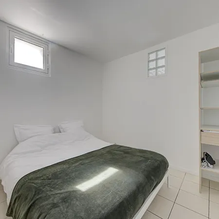 Cozy 45 M Nest Apartment
